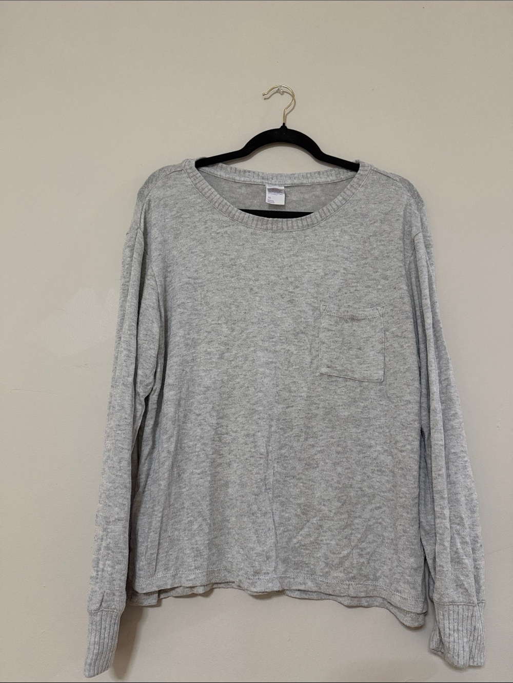 Stars Above Heather Gray Long-Sleeve Pocket Crewneck Shirt - Women